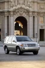 Toyota Highlander 2004 года